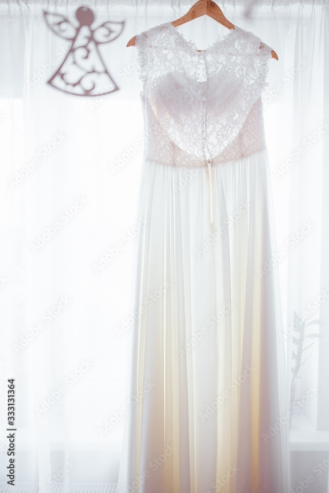 white wedding dress