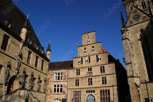 Fototapeta Naklejka Na Ścianę i Meble -  Die Rathaustür in Osnabrück