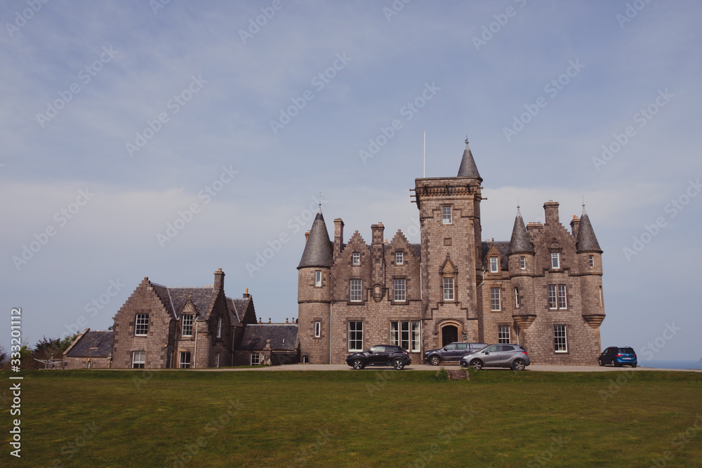 Fototapeta premium Glengorm Castle sur l'île de Mull en Ecosse