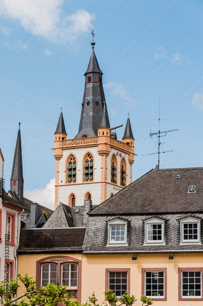 Trier, St. Gangolf, Kirche, Marktkirche, Zunftkirche, Hauptmarkt, Markt, Marktplatz, Marktkreuz, Turm, Stadt, Altstadt, Altstadthäuser, Mosel, Fluss, Stadtrundgang, Rheinland-Pfalz, Frühling, Sommer Trier, St. Gangolf, Kirche, Marktkirche, Zunftkirche, Hauptmarkt, Markt, Marktplatz, Marktkreuz, Turm, Stadt, Altstadt, Altstadthäuser, Mosel, Fluss, Stadtrundgang, Rheinland-Pfalz, Frühling, Sommer