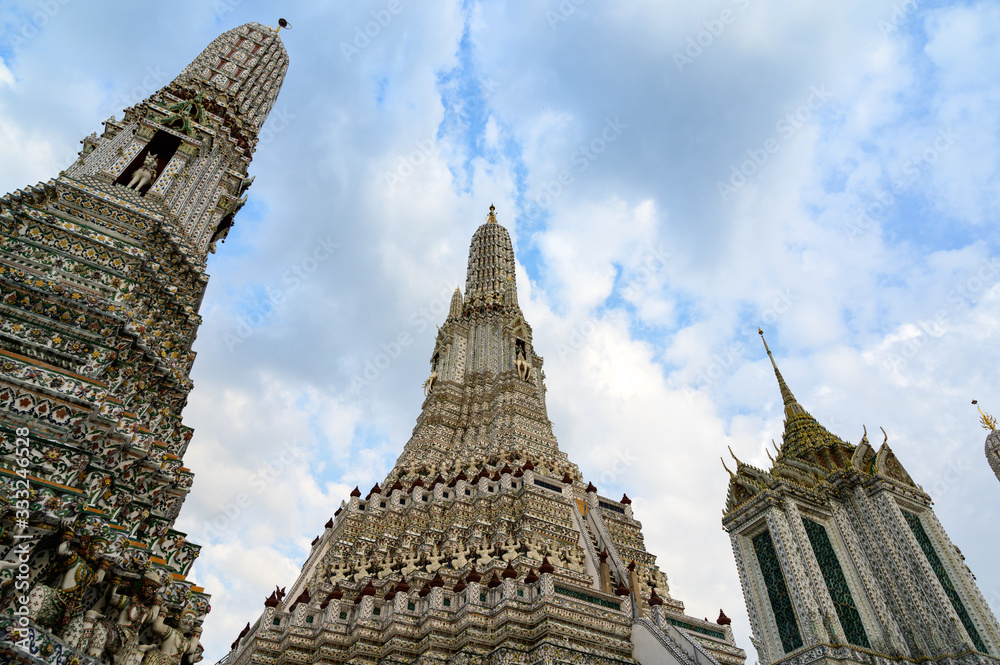Wat Arun Ratchawararam Ratchawaramahawihan or Wat Arun is a Buddhist temple in Bangkok Yai district of Bangkok, Thailand