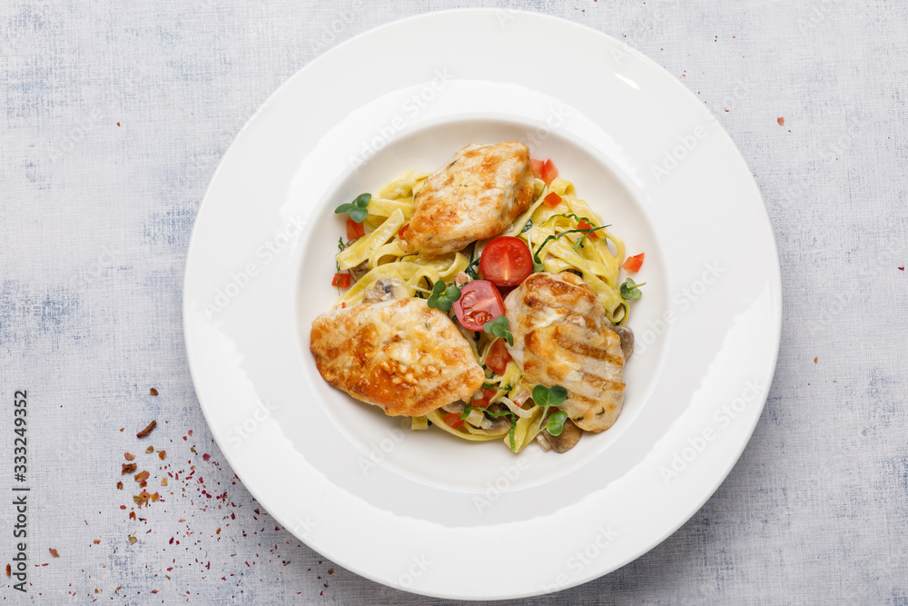 pasta with chicken and tomatoes pasta with chicken and tomatoes