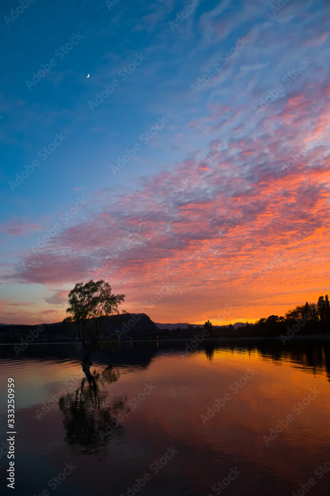 Sunset in Wanaka New Zealand Sunset in Wanaka New Zealand