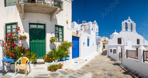 Fototapeta Naklejka Na Ścianę i Meble -  Panoramic view of colorful mediterranean street, Amorgos island, Greece