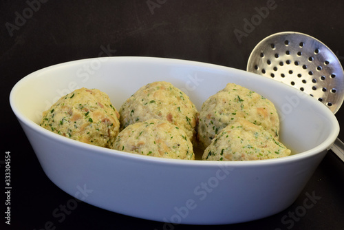 Semmelknödel