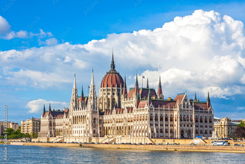 Fototapeta premium Building of the Hungarian National Parliament in Budapest, Hungary. Notable landmark of Hungary, and a popular tourist destination in Budapest. Designed in neo-Gothic style