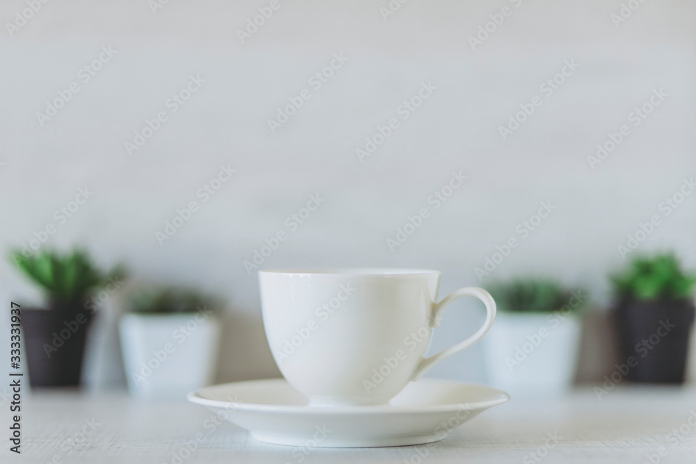 コーヒーカップと植物 コーヒーカップと植物