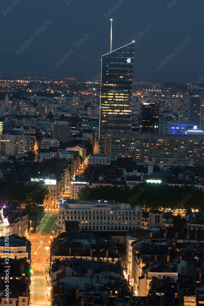 Obraz premium night in lyon