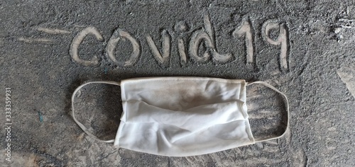 Mask safety bacteria and virus on the frool stone.
