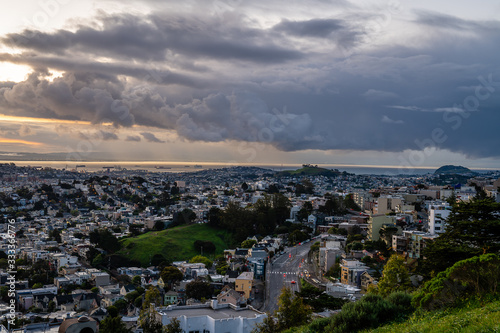 Sunrise from Tank Hill in San Francisco © Chris