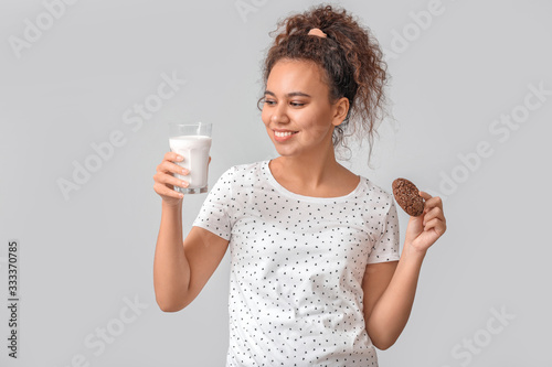 Young pregnant African-Amer...