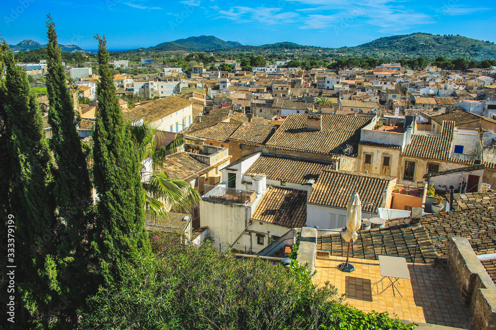 Fototapeta premium view over beautiful mediterranean village of Arta, Mallorca, Spain