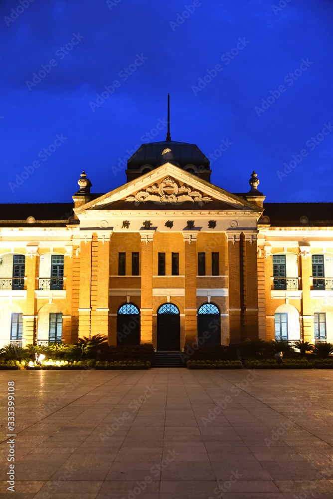 Fototapeta premium Xinhai Revolution Museum, light up