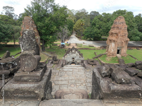 アンコール・トム、バイヨン寺院