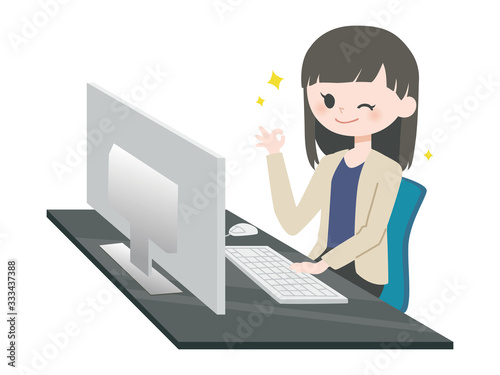 オフィスワークの女性　オフィスカジュアル