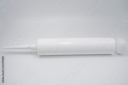 Isolate part of caulk, nozzle and plunger
