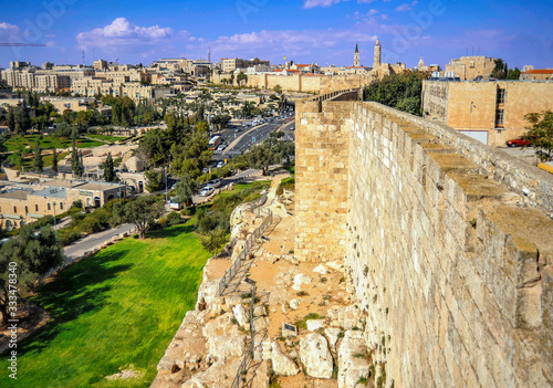 The fortress walls of Jerusalem that have survived to this day were built by the Turkish Sultan Suleiman the Magnificent in 1537-1542. Until the mid-19th century, the whole city was located inside the © Andrey