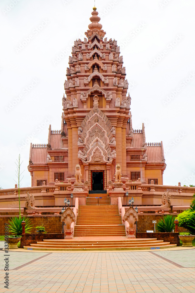 Obraz premium Khmer temple Pah Khao Noi Temple at Buriram, Thailand (Wat Pah Khao Noi)