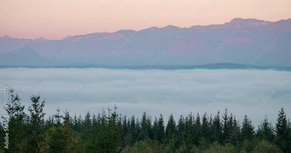 Snoqualmie Valley Washington USA Foggy Cloud Cover Sunset Forest Mountain View Timelapse Snoqualmie Valley Washington USA Foggy Cloud Cover Sunset Forest Mountain View Timelapse
