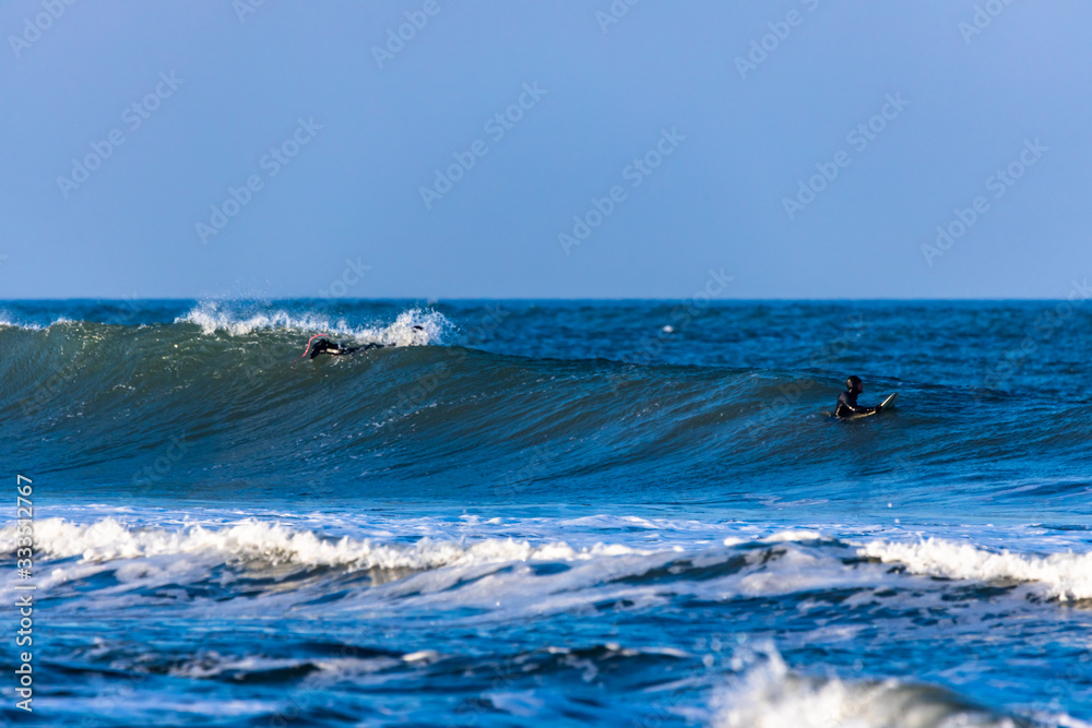 Fototapeta premium surfing in the Pacific Ocean