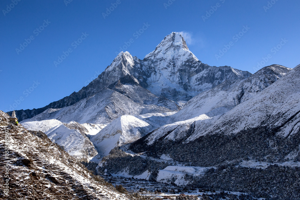 Fototapeta premium himalaia mountains in winter