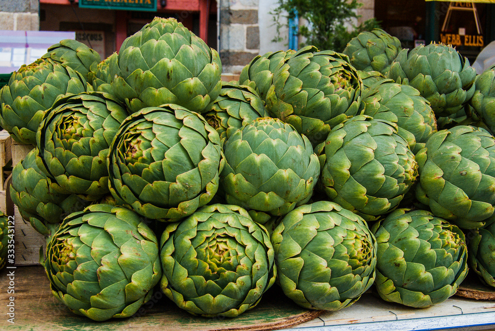 Fototapeta premium Artichokes at street market