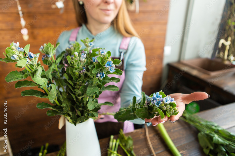 Master class on making bouquets. Spring bouquet. Learning flower arranging, making beautiful bouquets with your own hands