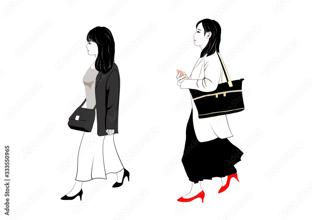 ハイヒールで街を歩く二人の若い女性 ハイヒールで街を歩く二人の若い女性