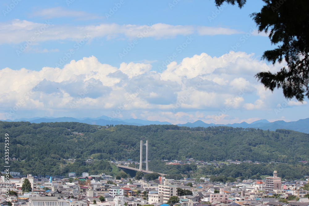 秩父の街と秩父橋　青空と雲が象徴する埼玉の夏 Chichibu city, Saitama