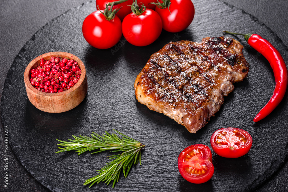 Ribeye steak with potatoes, onions and cherry tomatoes Ribeye steak with potatoes, onions and cherry tomatoes