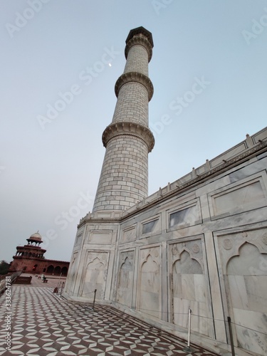 taj mahal pillar