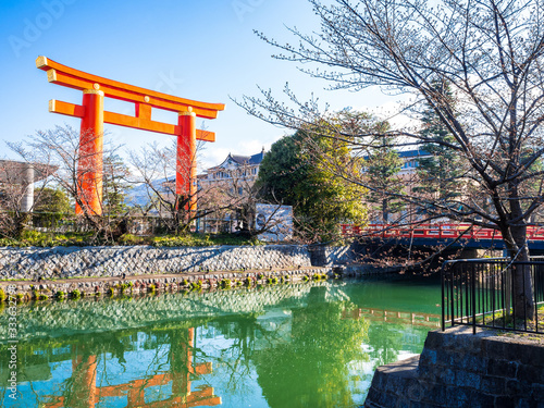 早春の京都 平安神宮と疎水