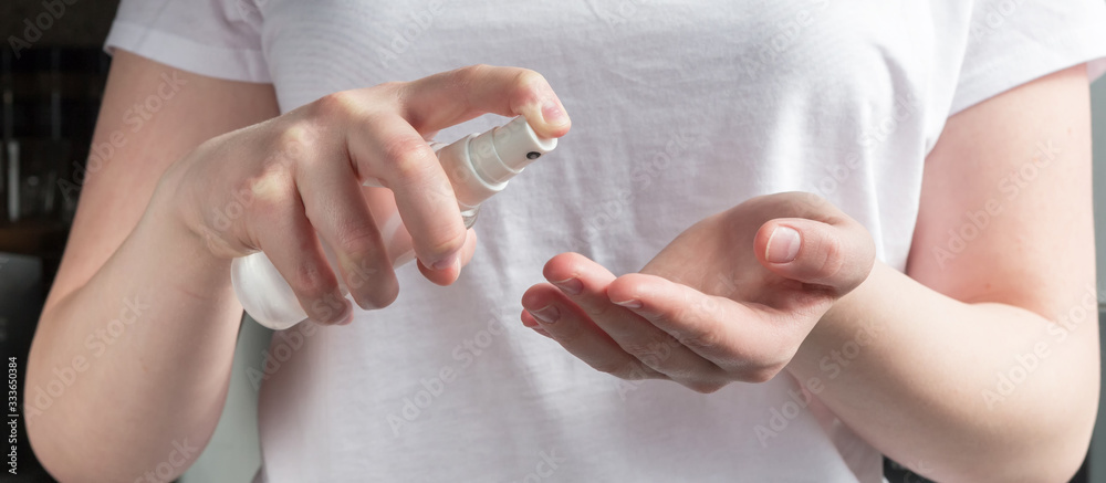 Fotografía Coronavirus prevention medical surgical masks  hand sanitizer gel to protect hands  coronavirus virus