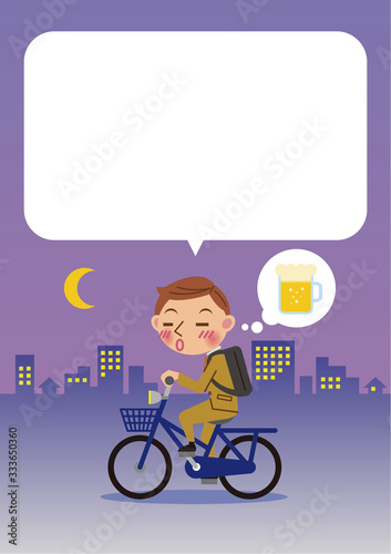 自転車を飲酒運転するビジネスマン(背景あり)