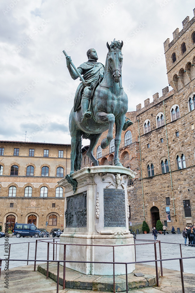 Statua equestre di Cosimo I de' Medici a Firenze Piazza della Signoria