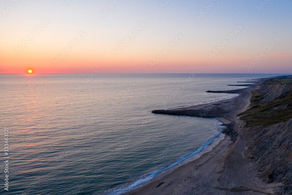 Nordseeküste bei Sonnenuntergang  aus der drohnenperspektive