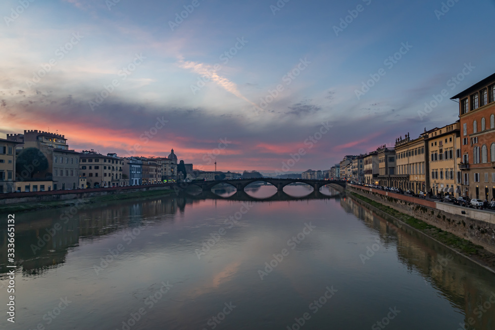 Fototapeta premium The Arno River in Florence Italy