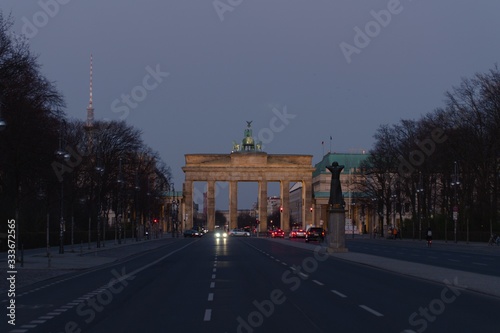 Berlin Brandenburger Tor von Straße des 17 Juni