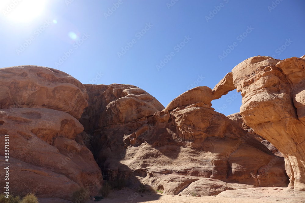Um Fruth, une arche très courtisée dans le Wadi Rum en Jordanie
