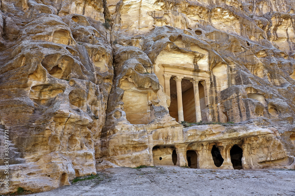 Visite de Little Petra en Jordanie (le Triclinium, le Biclinium, ...)