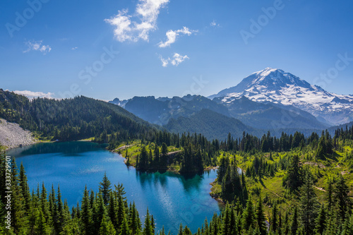 Tolmie Peak Trail, Mount Rainier, Summer © khomlyak