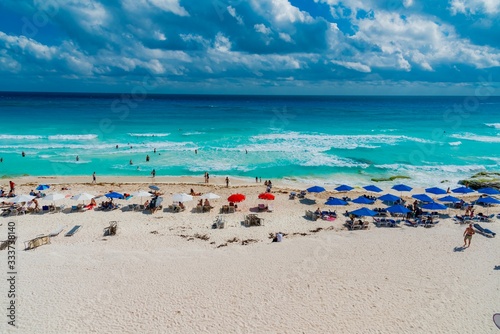 mexico beaches in Cancun © DD25