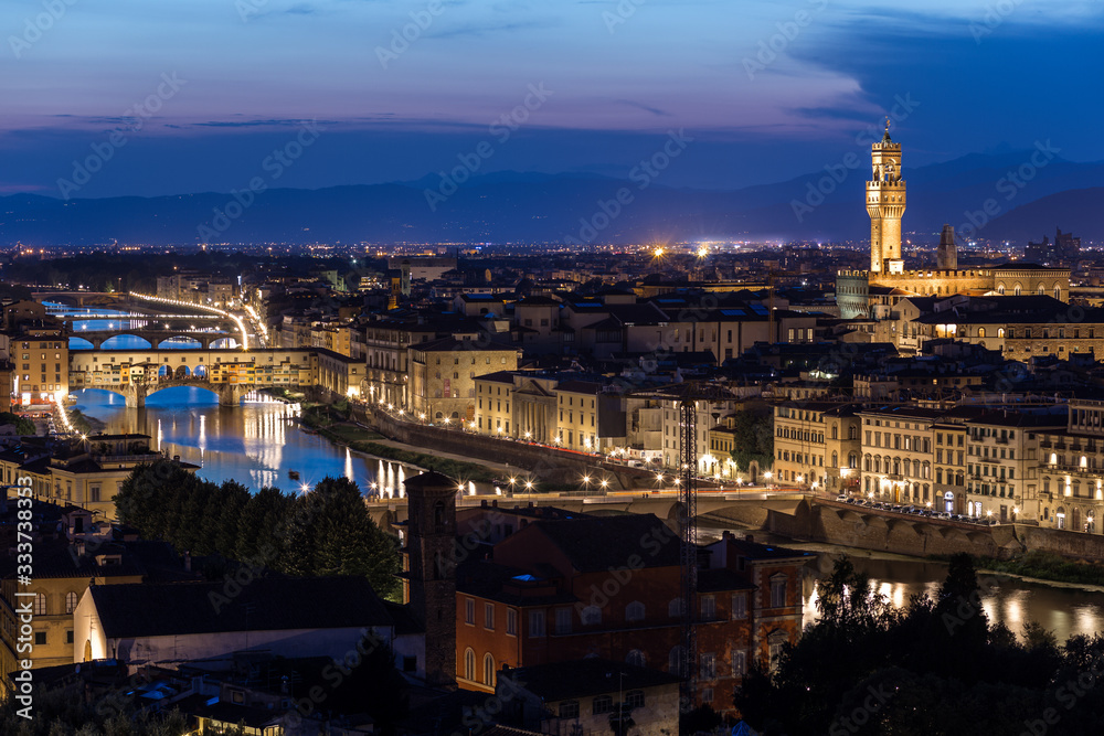 Obraz premium Firenze, panorama da Piazzale Michelangelo all'ora blu