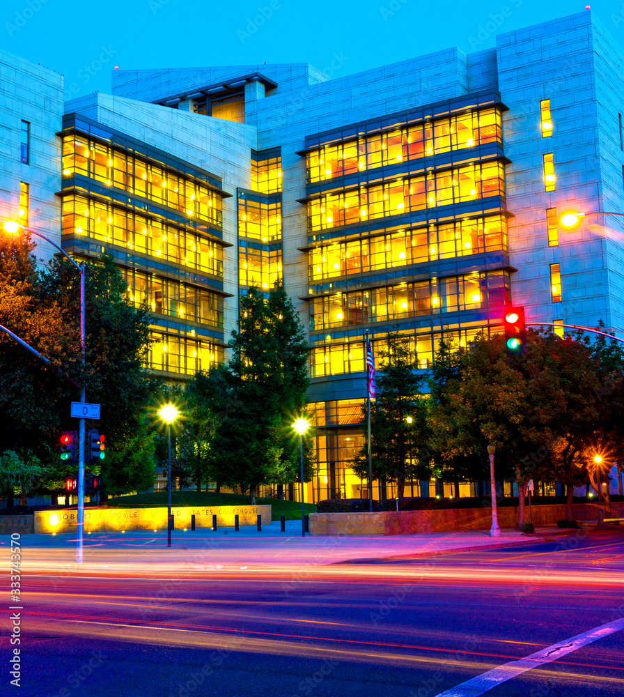 Fototapeta premium DOWNTOWN FRESNO AT NIGHT