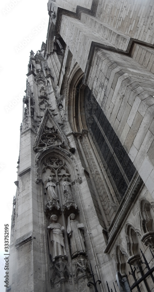 Un coin de la cathédrale de Rouen en Normandie