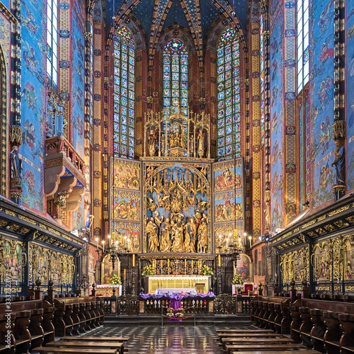 Krakow, Poland. Choir and apse of St. Mary's Basilica with Veit Stoss altarpiece. The altarpiece was carved between 1477 and 1484 by the German sculptor Veit Stoss (known in Polish as Wit Stwosz).