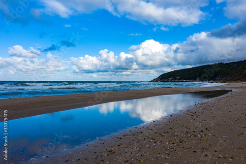 Fototapeta Naklejka Na Ścianę i Meble -  blue sea, beach and sun in turkey