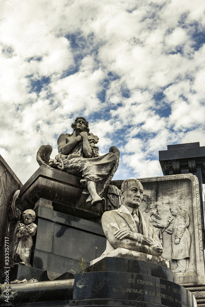 Obraz premium recoleta cemetery famous graves buenos aires