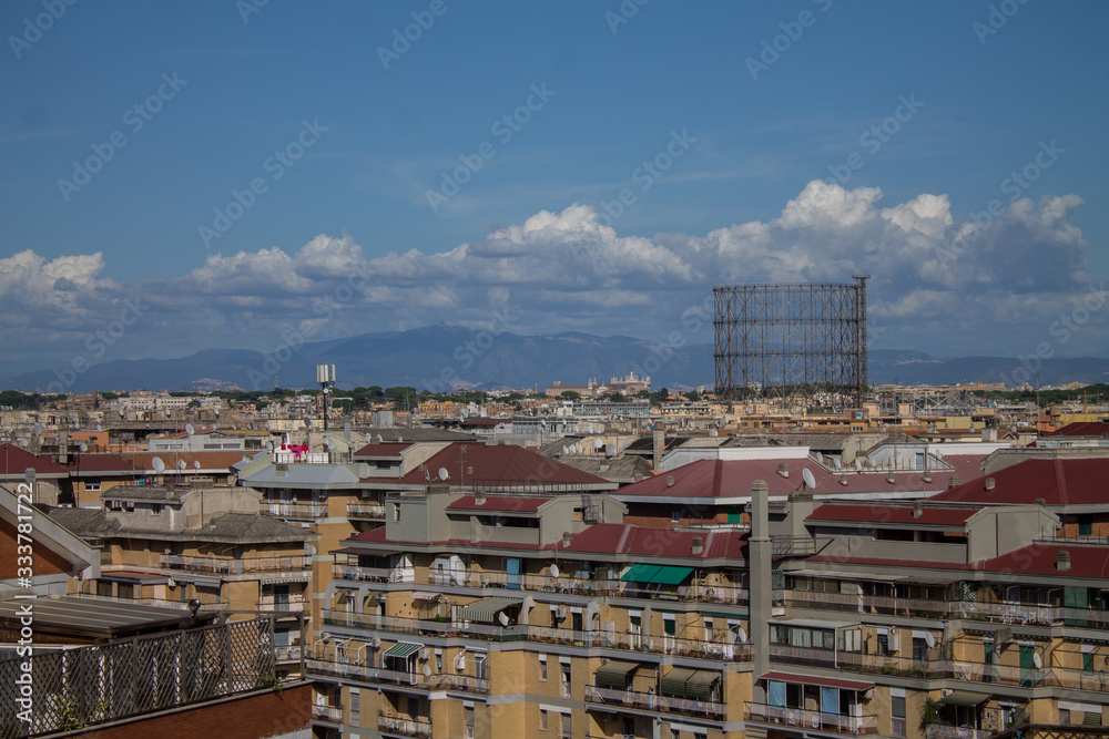 Obraz premium ROME, ITALY-September 25, 2019: warm autumn walks through the streets of Rome through the eyes of a tourist