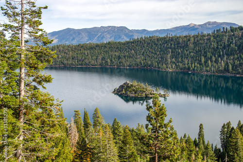 Fototapeta Naklejka Na Ścianę i Meble -  Lake Tahoe. Nature of California